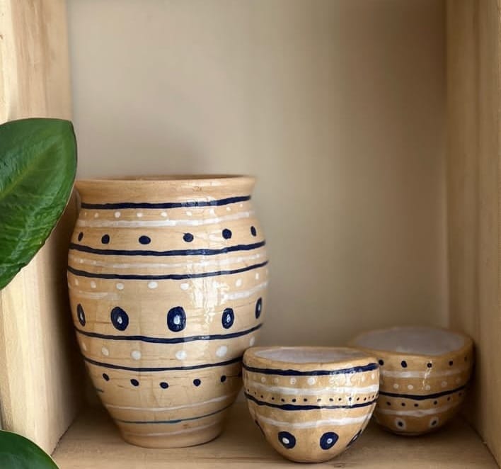 Pottery hand - building ( 2 hours session)